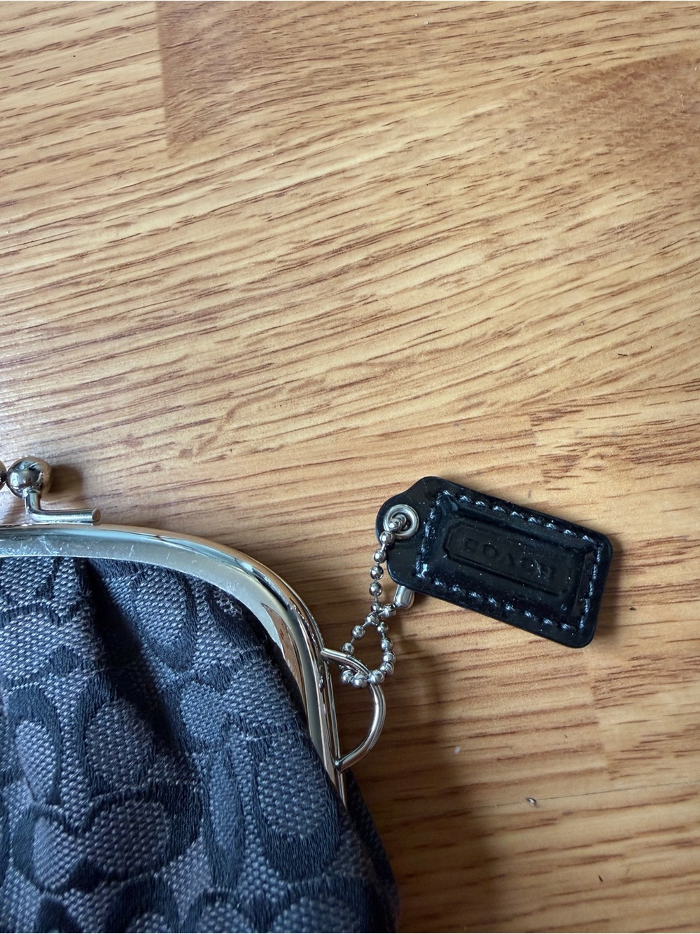 Coach Black Signature Canvas Kiss-Lock Coin Pouch - Gem